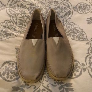 NWOT Toms Nubuck Slide